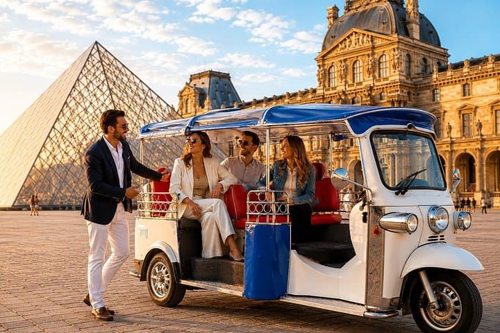 Top 15 Paris Attractions Private Guided Tour by Tuk Tuk — photo 5
