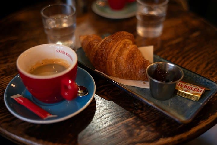 Paris Local Market & Bastille District Food Tasting Tour — photo 3