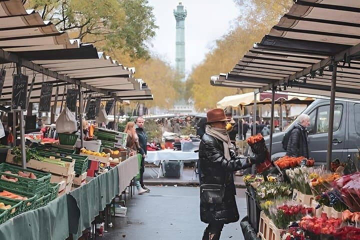 Local Aligre Food Market Walking Tour near the Marais — photo 3