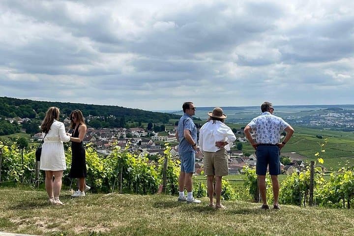 Champagne Icons: Private Tour of Veuve Clicquot, Ruinart & Moet — photo 5