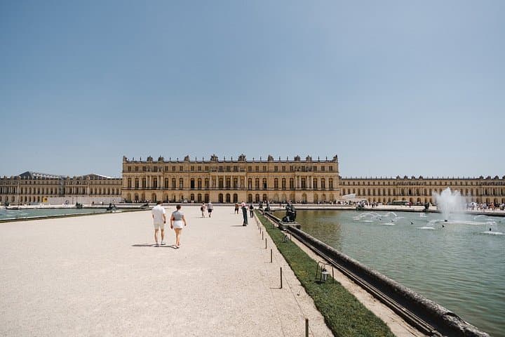 Versailles Palace Tour & Optional Gardens Access from Paris — photo 7