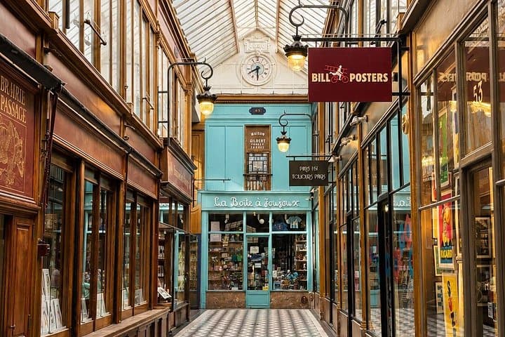 Explore the Covered Passages of Paris with a track game — photo 7
