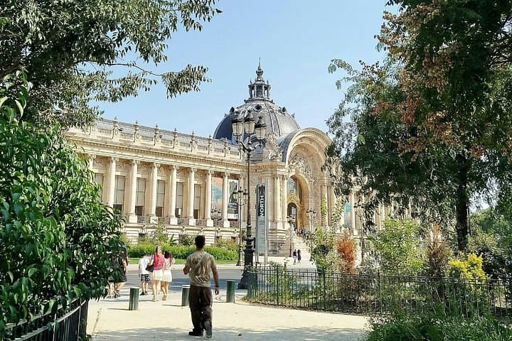 Paris Scavenger Hunt & Highlights Self-Guided Walking Tour — photo 13