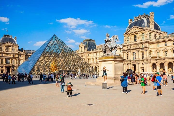 Paris Scavenger Hunt & Highlights Self-Guided Walking Tour — photo 3