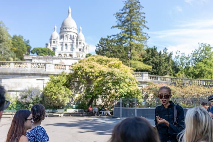 Private Montmartre Food Tour with Wine, Cheese and Pastries — photo 2