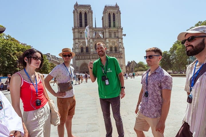 Paris Notre Dame Exterior Guided Tour with Cathedral Access — photo 1