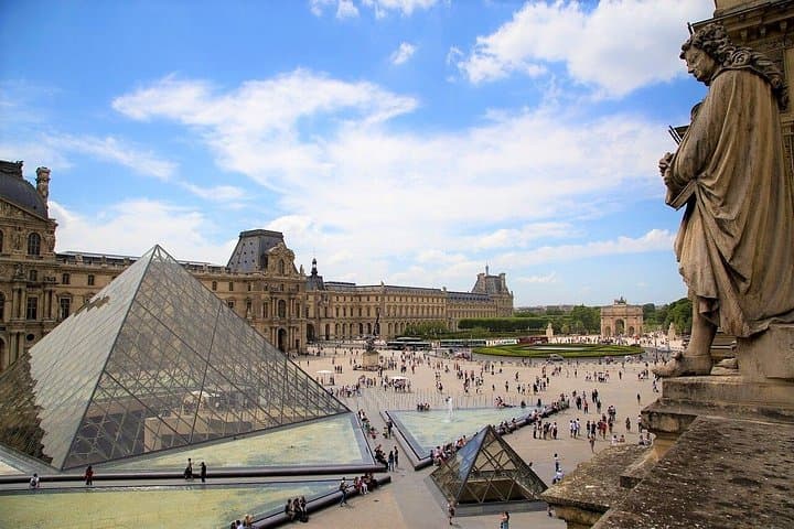 Guided Tour of Paris Discover Iconic Landmarks with an Expert — photo 16