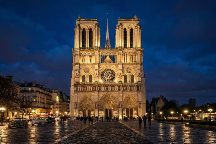 Notre-Dame Cathedral Guided Tour — photo 1