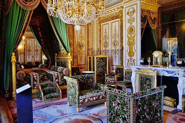 From Paris Château de Fontainebleau Vaux-le-Vicomte Guided Tour — photo 19