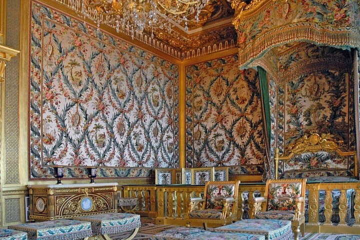 From Paris Château de Fontainebleau Vaux-le-Vicomte Guided Tour — photo 17