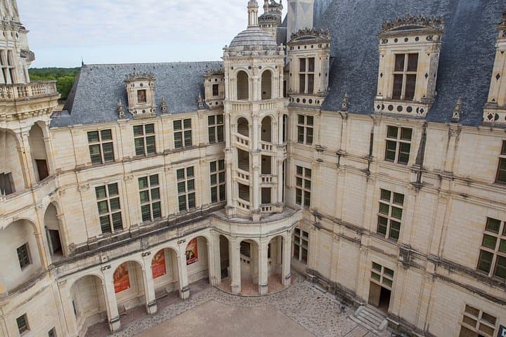 Guided Loire Valley Day Trip with Chambord, Chenonceau & Cheverny — photo 13