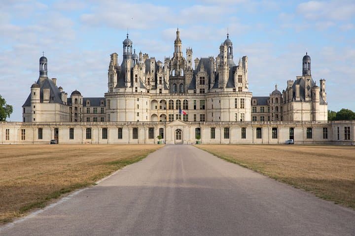 Loire Valley Castles Day Trip with Audio Guided Option from Paris — photo 13