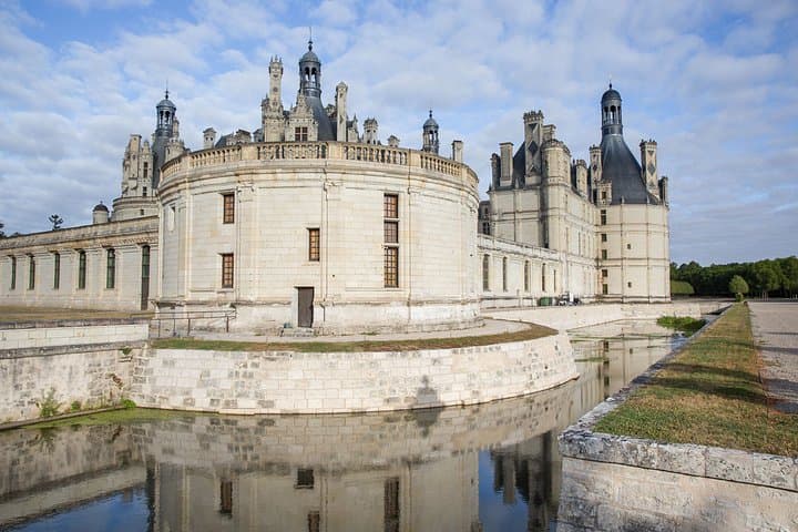Loire Valley Castles Day Trip with Audio Guided Option from Paris — photo 14