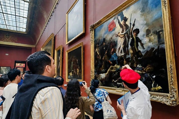 Louvre Museum Must-Sees Small-Group French Guided Tour & Access — photo 8
