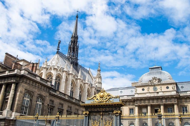 Paris Guided Tour with Access to Notre Dame or Sainte-Chapelle — photo 11