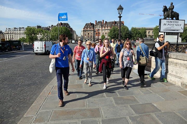 Paris Guided Tour with Access to Notre Dame or Sainte-Chapelle — photo 3