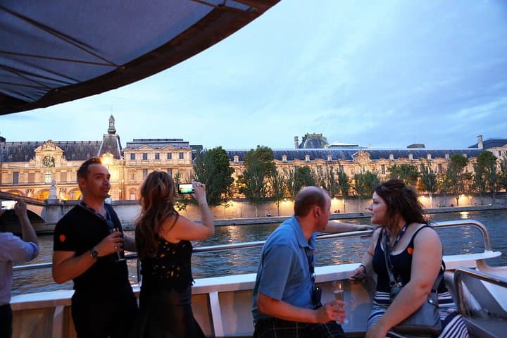 Eiffel Tower Tour with Optional Summit and Seine River Cruise — photo 10