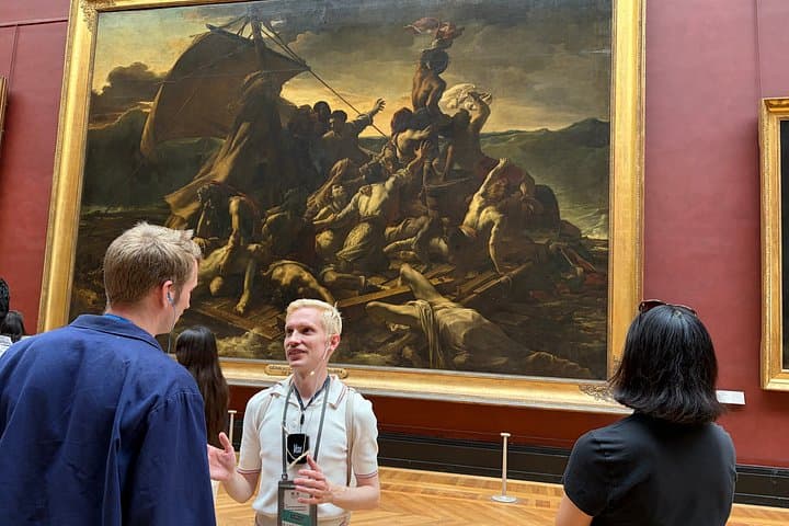 Louvre: Everything but the Mona Lisa - Limited to 6 Guests — photo 9