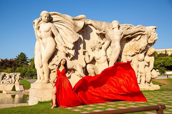 Paris Flying Dress Photoshoot and Videos — photo 4