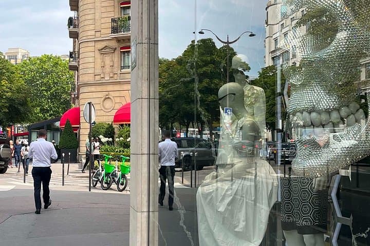 Paris in Style: Fashion Then & Now — photo 10