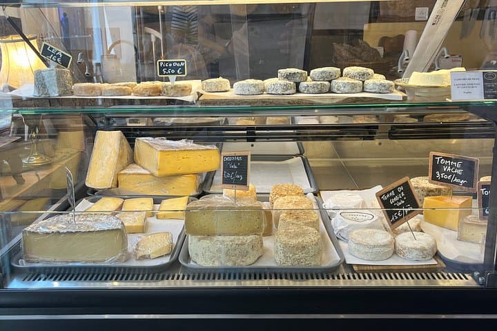 Paris Cheese Walk: Learn how to buy and taste 10 cheeses — photo 7