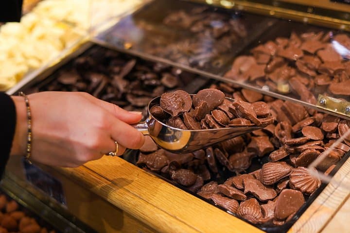 Paris French Sweets Tasting Tour with Pastries and Chocolates — photo 2