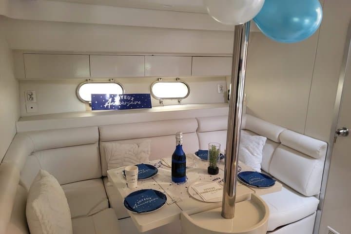 Private and Romantic Cruise on the Seine — photo 20