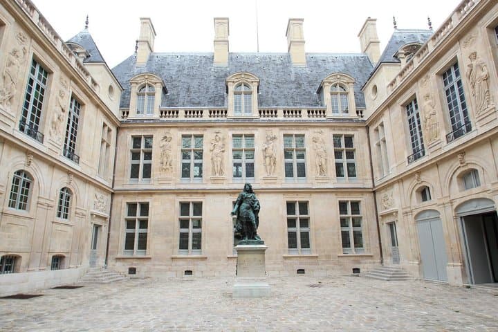 Paris Le Marais Guided Walking Tour — photo 1
