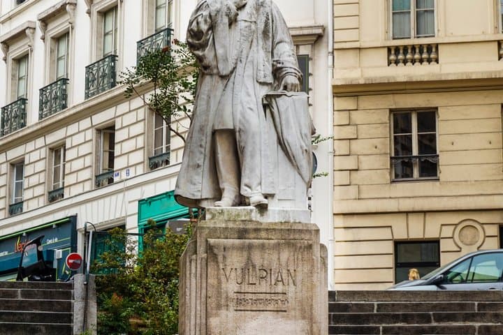 Paris Latin Quarter Self Guided Audio Walking Tour — photo 8