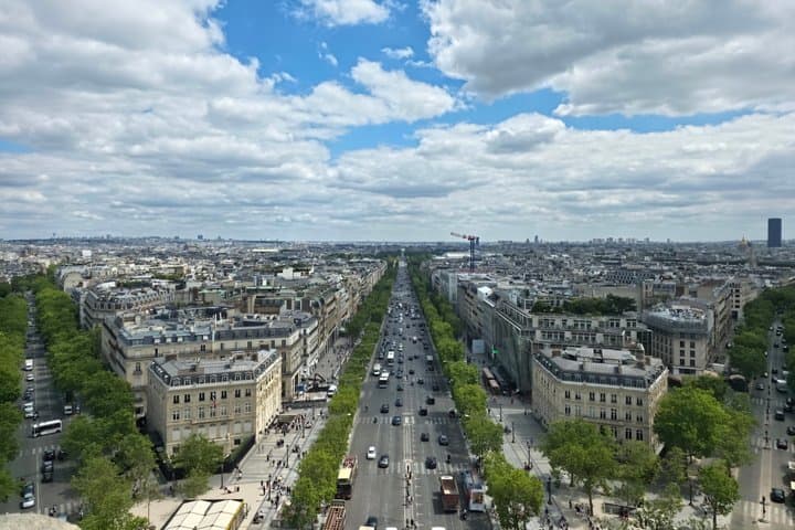 Arc de Triomphe Rooftop Tickets - Optional Private Guide — photo 12