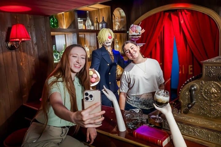 Grevin Wax Museum Celebrity Wax Figure Entry Ticket in Paris — photo 1