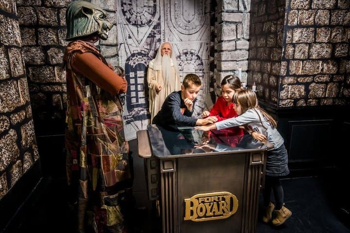 Grevin Wax Museum Celebrity Wax Figure Entry Ticket in Paris — photo 12
