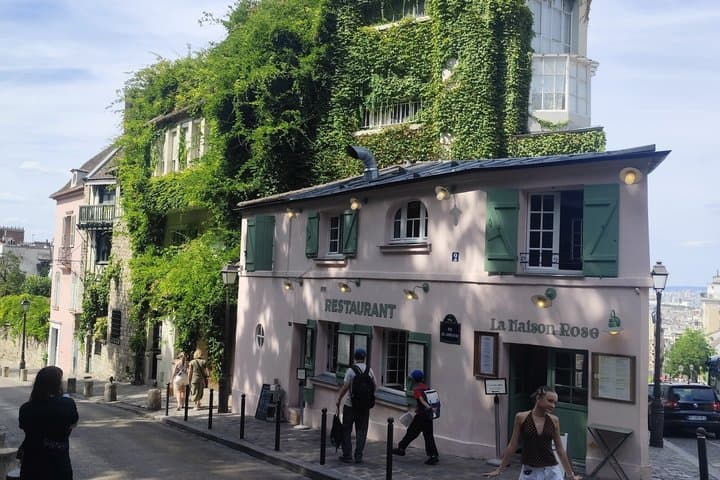 Montmartre Food Walk and French Dinner — photo 6
