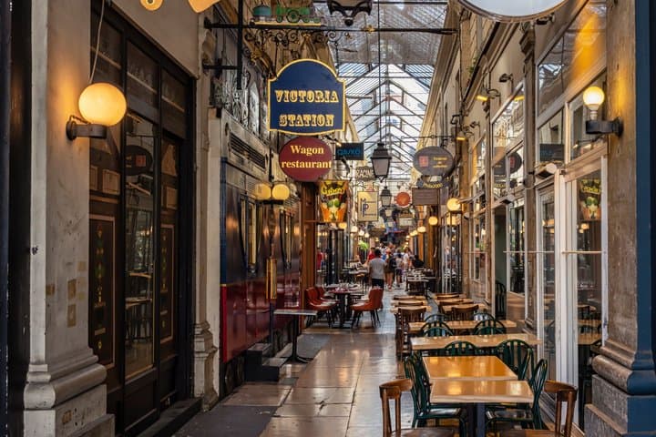 Secret Covered Passages Tour in Paris — photo 1