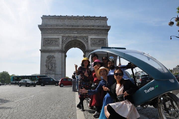 Private Sightseeing Guided Tour by Electric Pedicab (1-2 guests) — photo 4