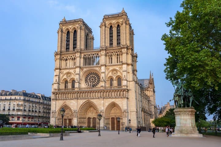 Paris 30+ Sights: Montmartre, Eiffel Tower & Arc Entry — photo 5