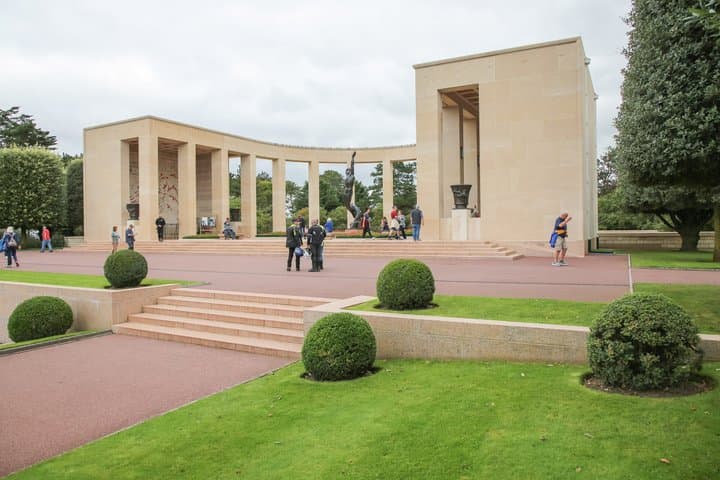 Normandy D-Day Guided Small Group From Paris + Lunch — photo 17