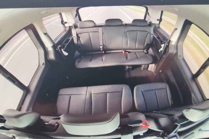 Private Van Transfer from CDG Airport to Paris — photo 3