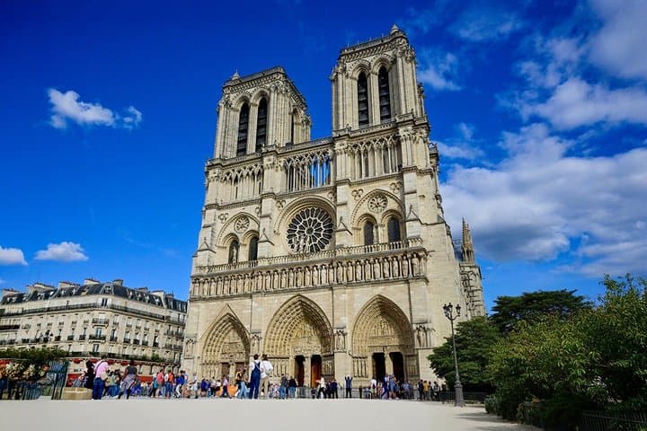 Paris in a Day Tour: Louvre, Montmartre & Notre Dame — photo 7