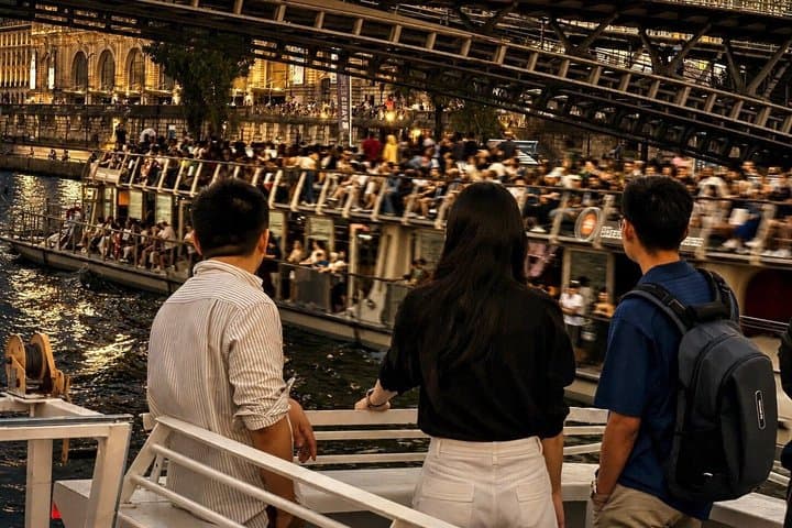 Paris: Evening Lights Cruise with Legendary Bateaux-Mouches — photo 11