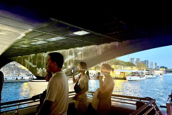 Paris: Evening Lights Cruise with Legendary Bateaux-Mouches — photo 13