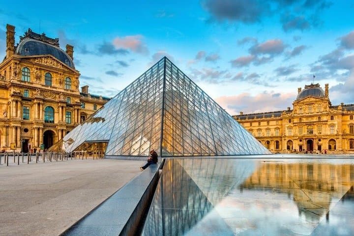 Louvre Private Night Tour After Hours Exclusive Experience — photo 6