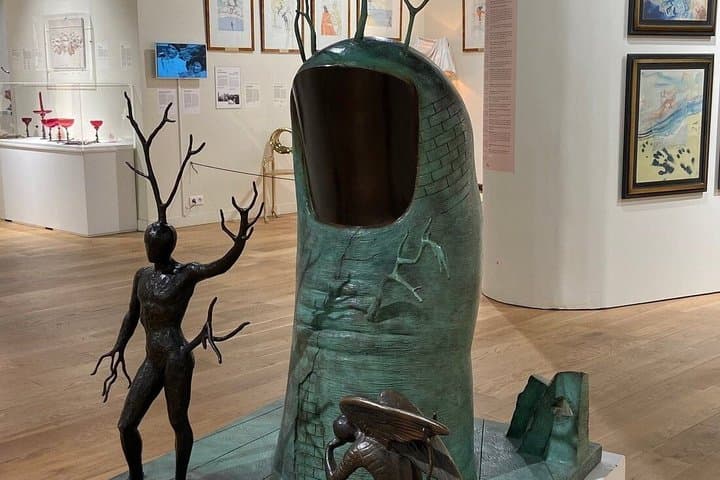 Dalí Paris Surrealist Art Museum Admission Ticket — photo 2