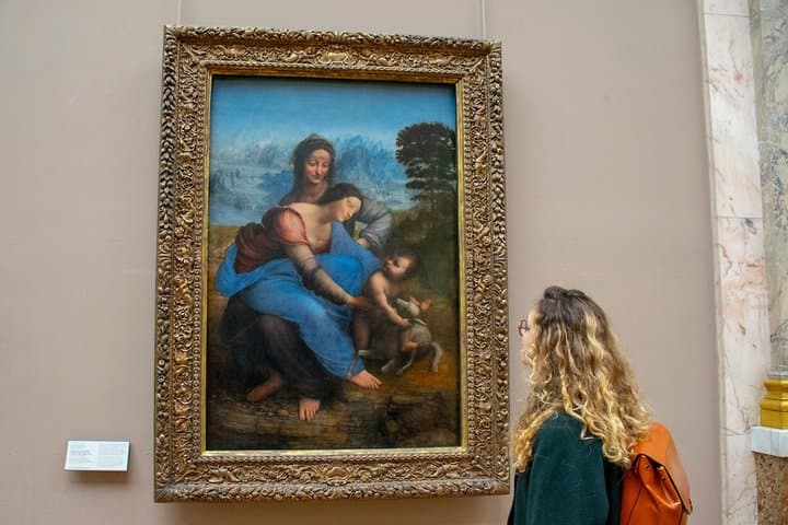 Louvre Wheelchair-Accessible Private Tour – Stress-Free & Easy — photo 11