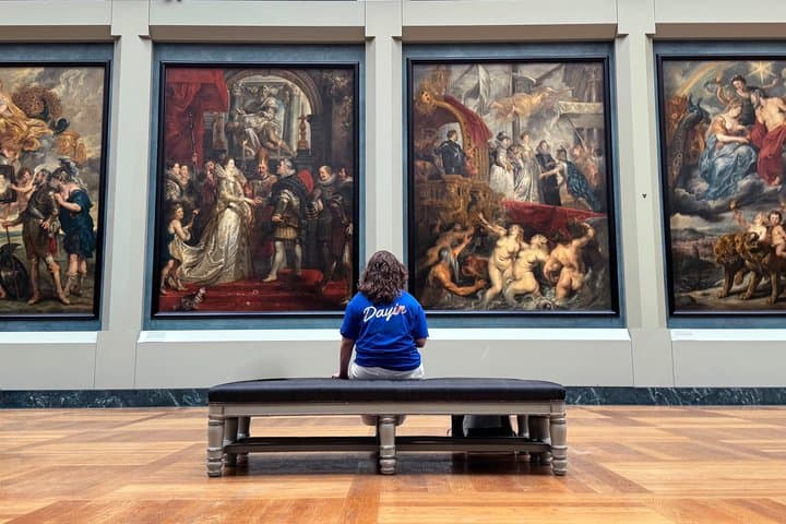 Louvre Exclusive Tour – Private Guide & Hotel Pickup in Paris — photo 8