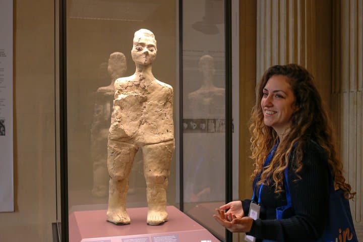 Louvre Exclusive Tour – Private Guide & Hotel Pickup in Paris — photo 4