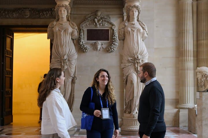 Louvre Exclusive Tour – Private Guide & Hotel Pickup in Paris — photo 9
