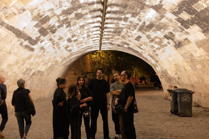 Paris Ghost Tour: Haunted Legends, Notre Dame & Dark Secrets — photo 4