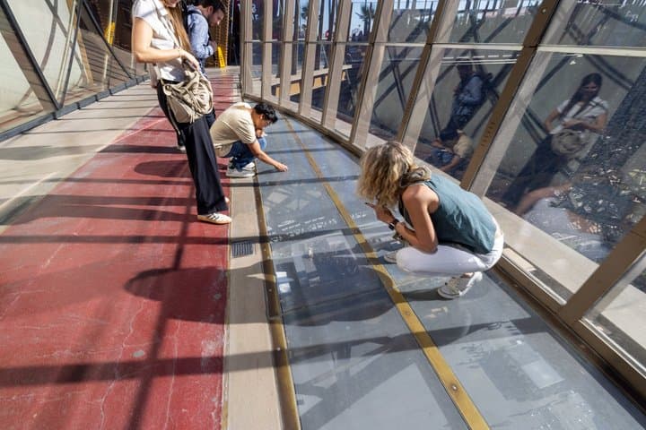 Eiffel Tower Summit with Reserved Access by Elevator — photo 19