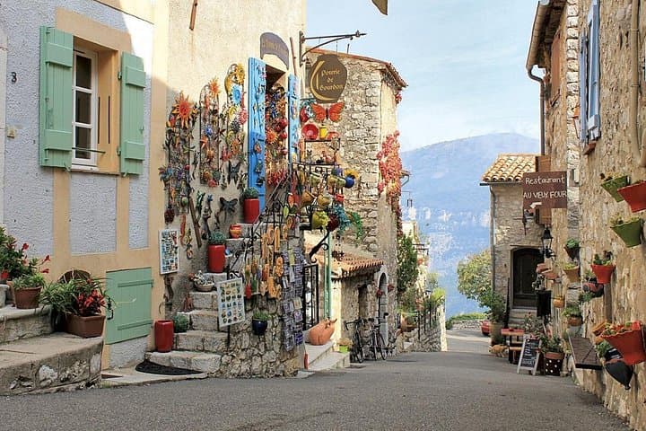 Provence and Tradition - Private Guided Tour